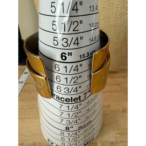 BaubleBar Gold-Tone Cuff Bracelet With Chic Modern Design small wrist - Picture 3 of 14